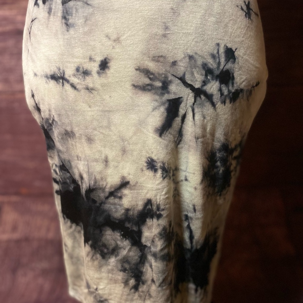 π Tye Dye Dress - Picture 7 of 13